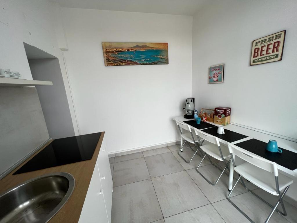 Apartamento Sky House Luxury Nápoles Exterior foto
